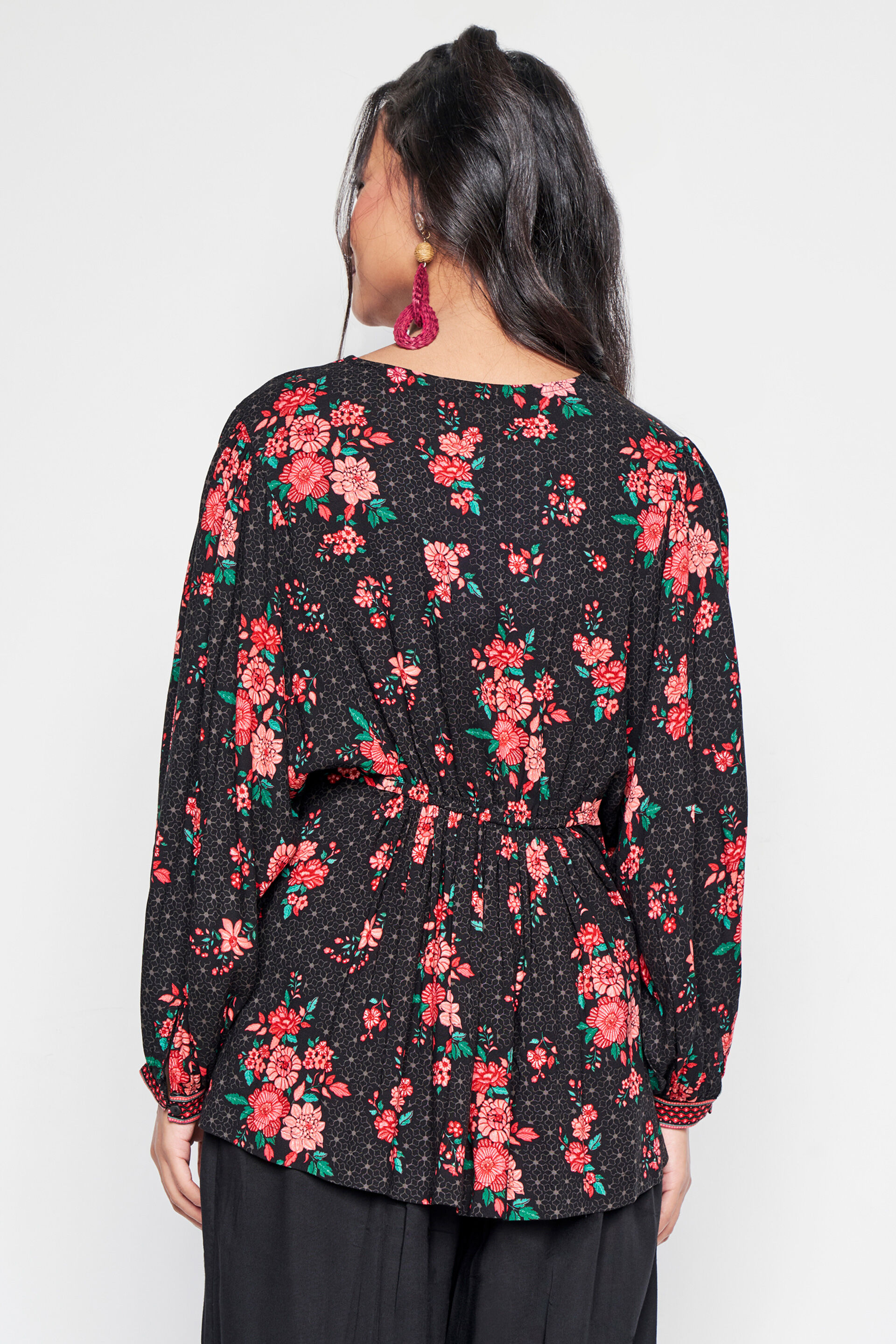 Riddle Me Black Blouson Top, Black, image 3